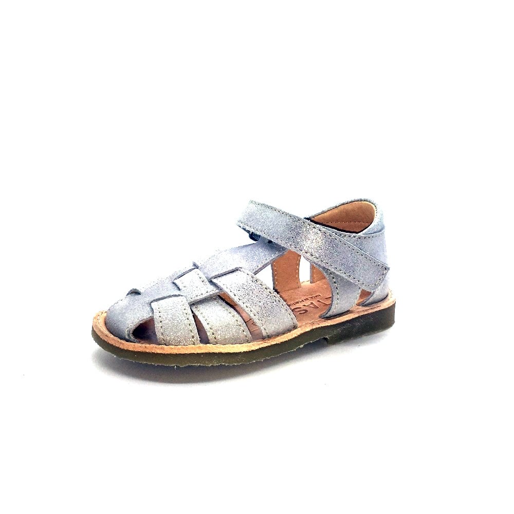 petasil sandals